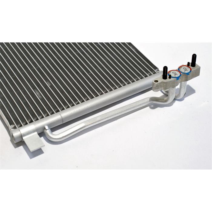 Kondensator/Klimakühler - PKW - BMW
